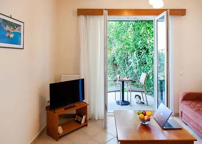 펜션 Villaaltinaapartments Lefkáda